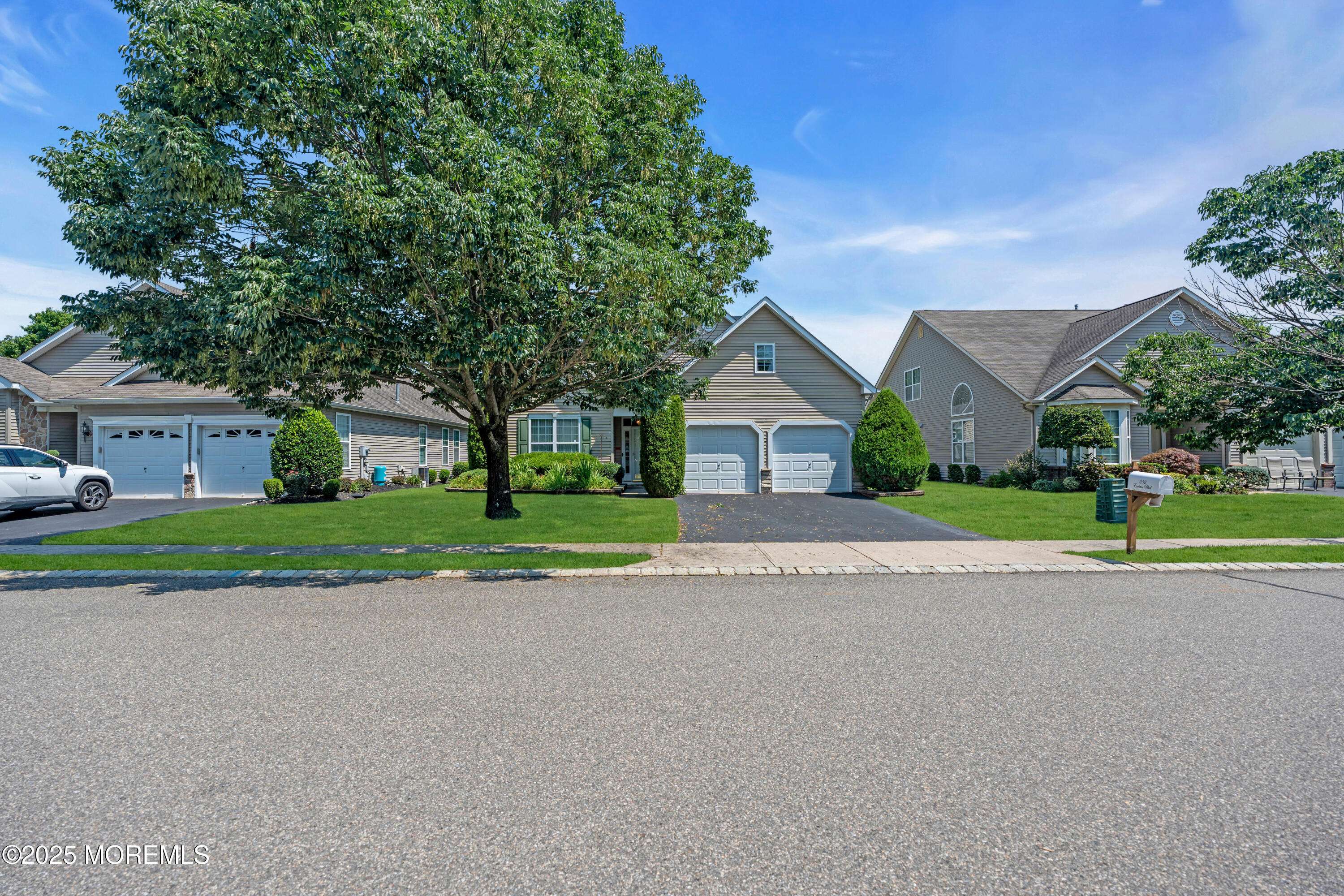 Lakewood, NJ 08701,252 Enclave Boulevard