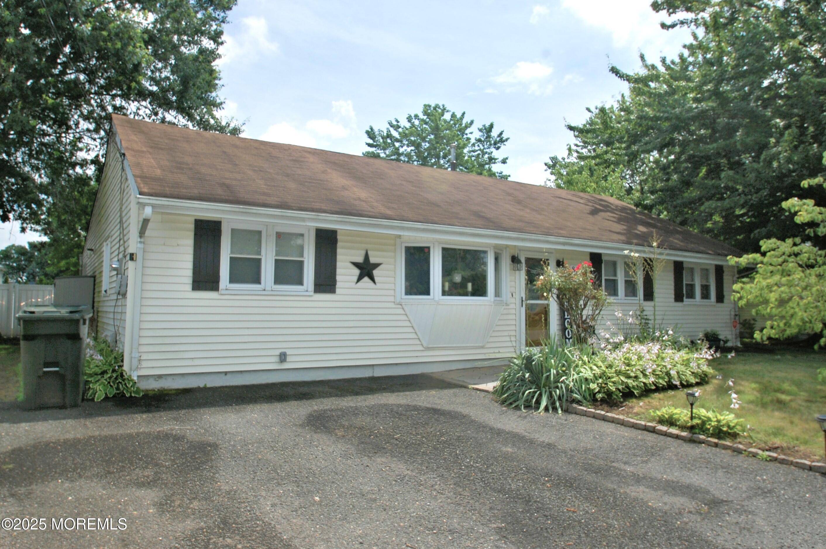 Hazlet, NJ 07730,8 Pacific Terrace