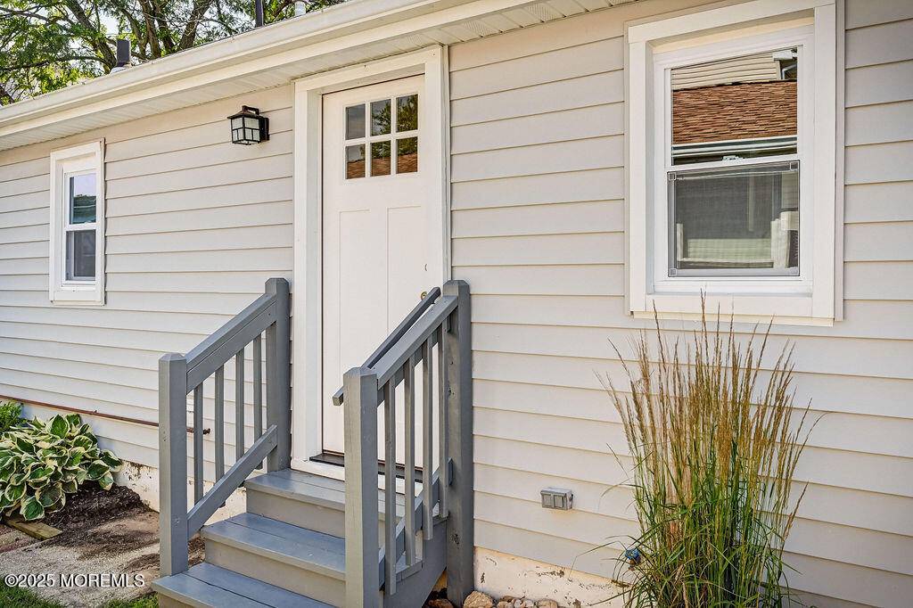 North Middletown, NJ 07748,139 Seabreeze Avenue