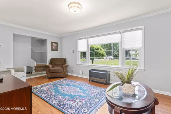Manalapan, NJ 07726,3 Thompson Lane