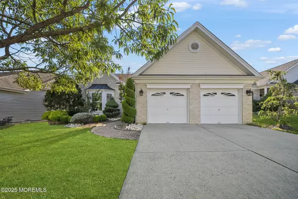 Jackson, NJ 08527,14 Barton Creek Road