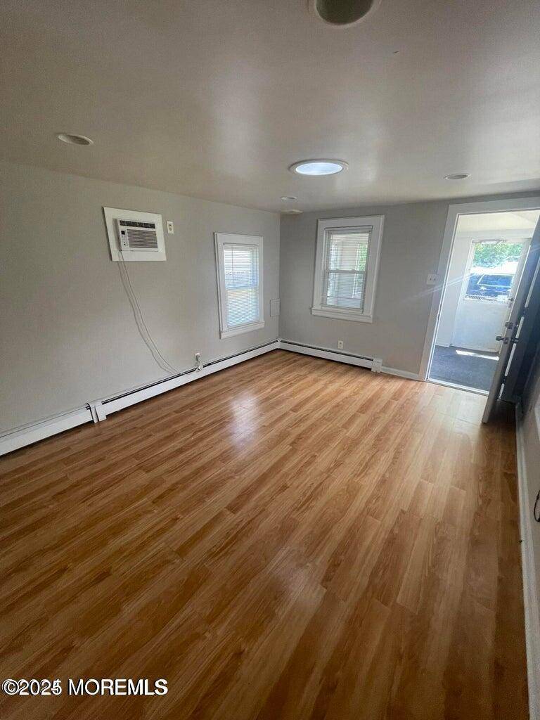 Keansburg, NJ 07734,225227 Seeley Avenue