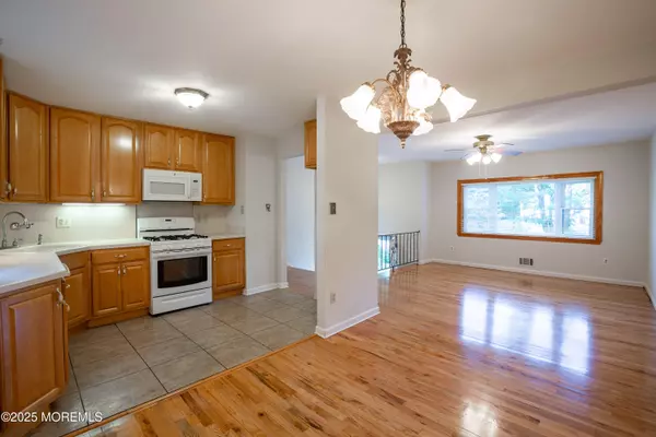 Toms River, NJ 08755,2152 Dover Pines Avenue