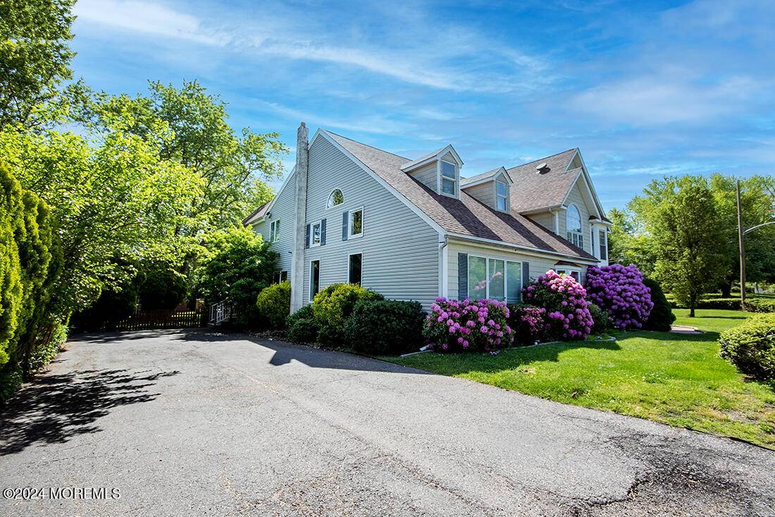 Freehold, NJ 07728,72 Vanderveer Road