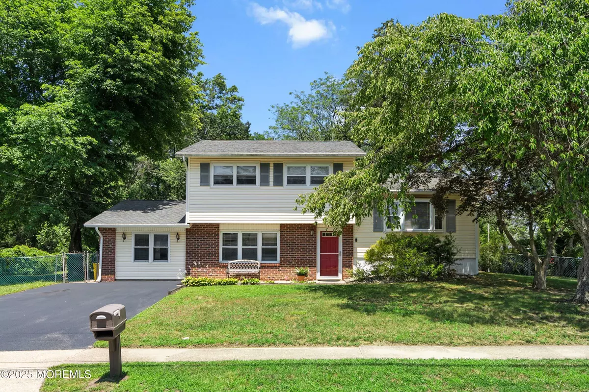 Jackson, NJ 08527,90 E Connecticut