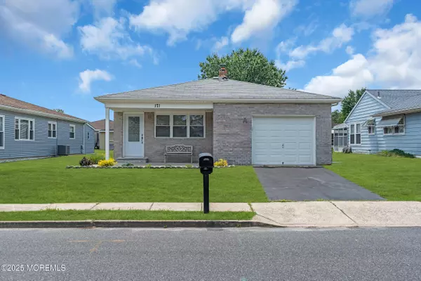 Toms River, NJ 08757,171 Biabou Drive