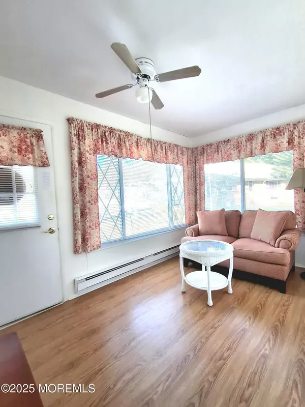Whiting, NJ 08759,194 Laurel Drive #A