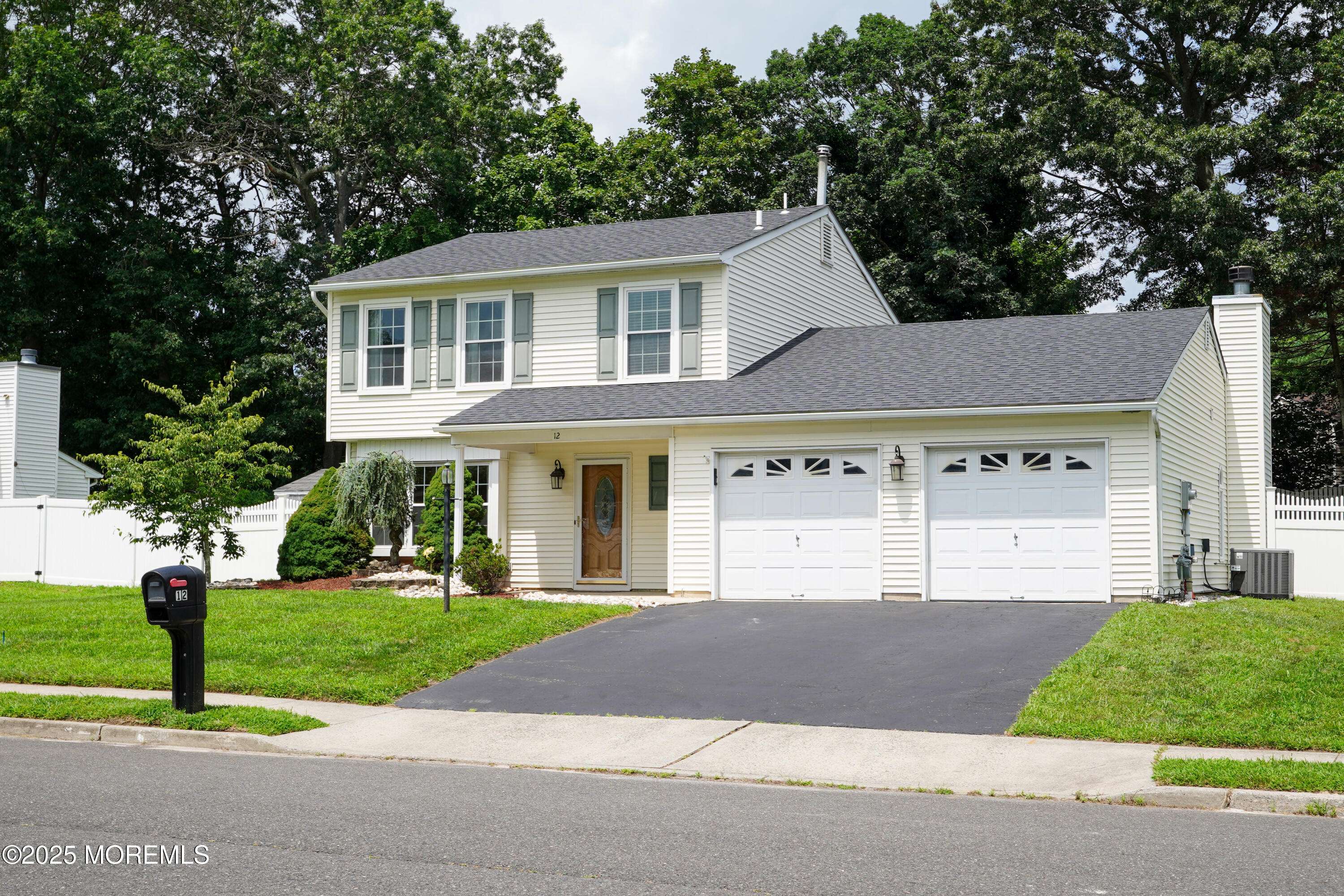 Howell, NJ 07731,12 Quailtree Lane