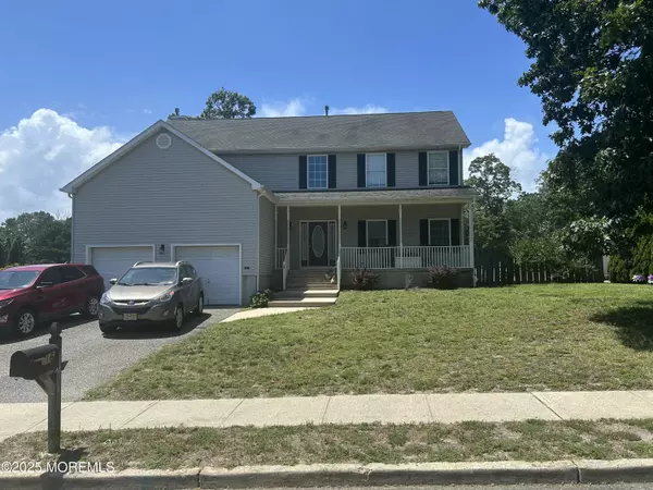 Brick, NJ 08723,16 Aarons Way