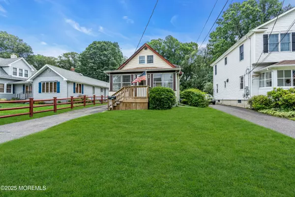 Middletown, NJ 07748,833 Lincoln Street