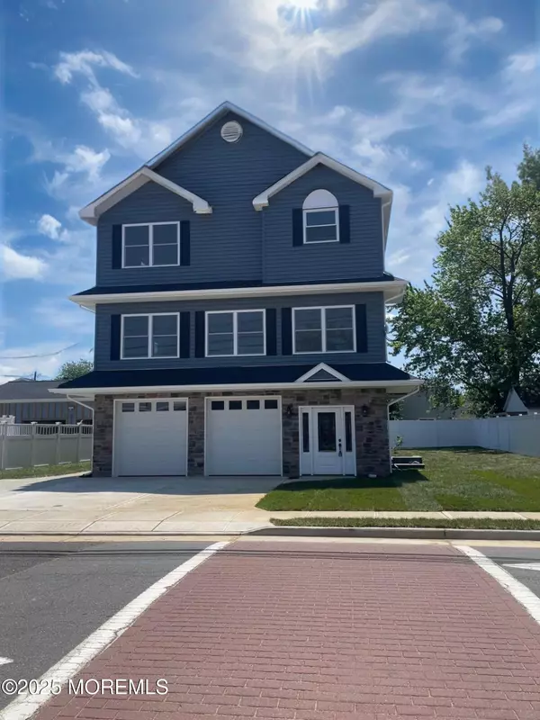 204 Morningside Avenue, Union Beach, NJ 07735