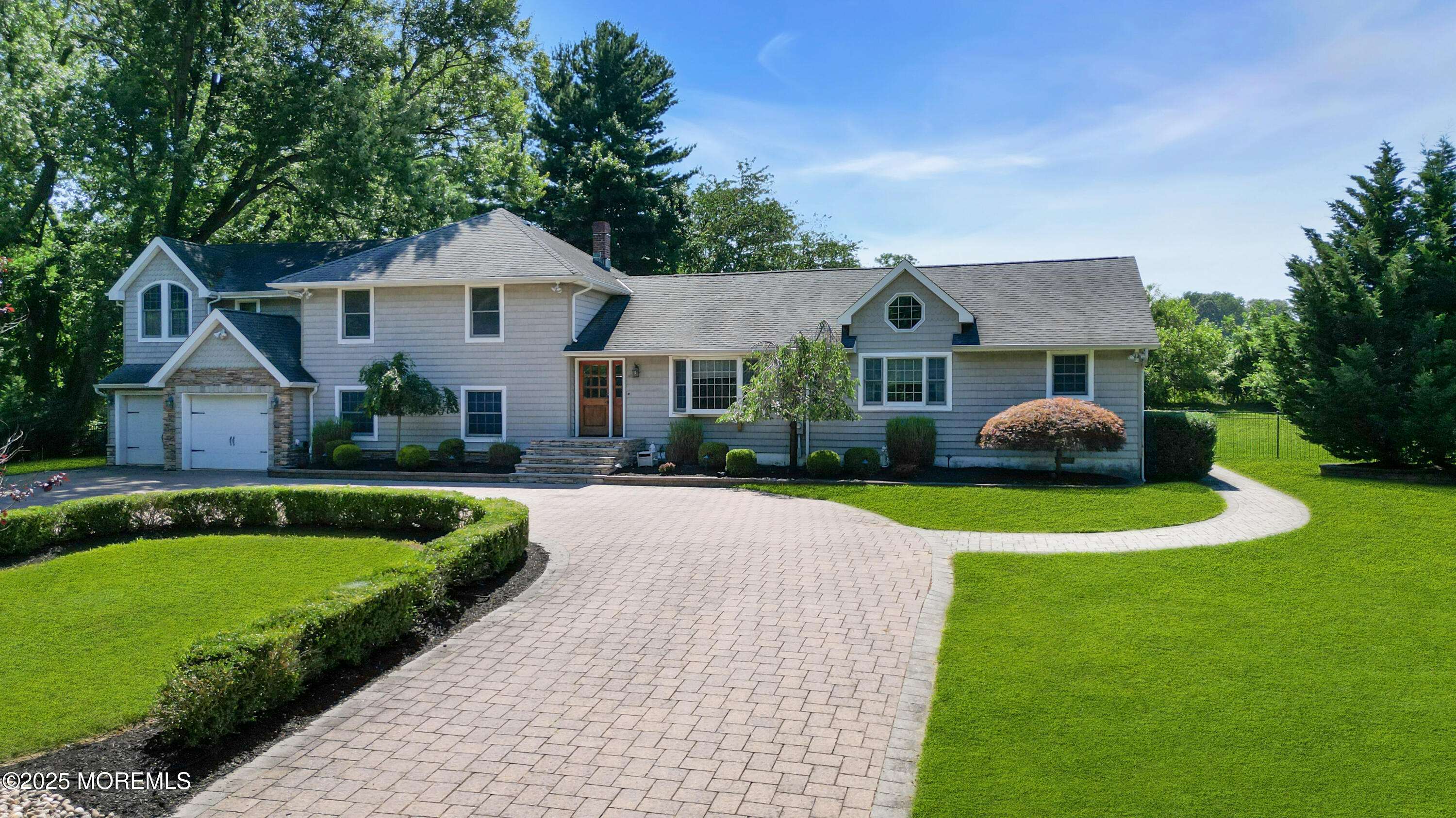 Holmdel, NJ 07733,40 Centerville Road