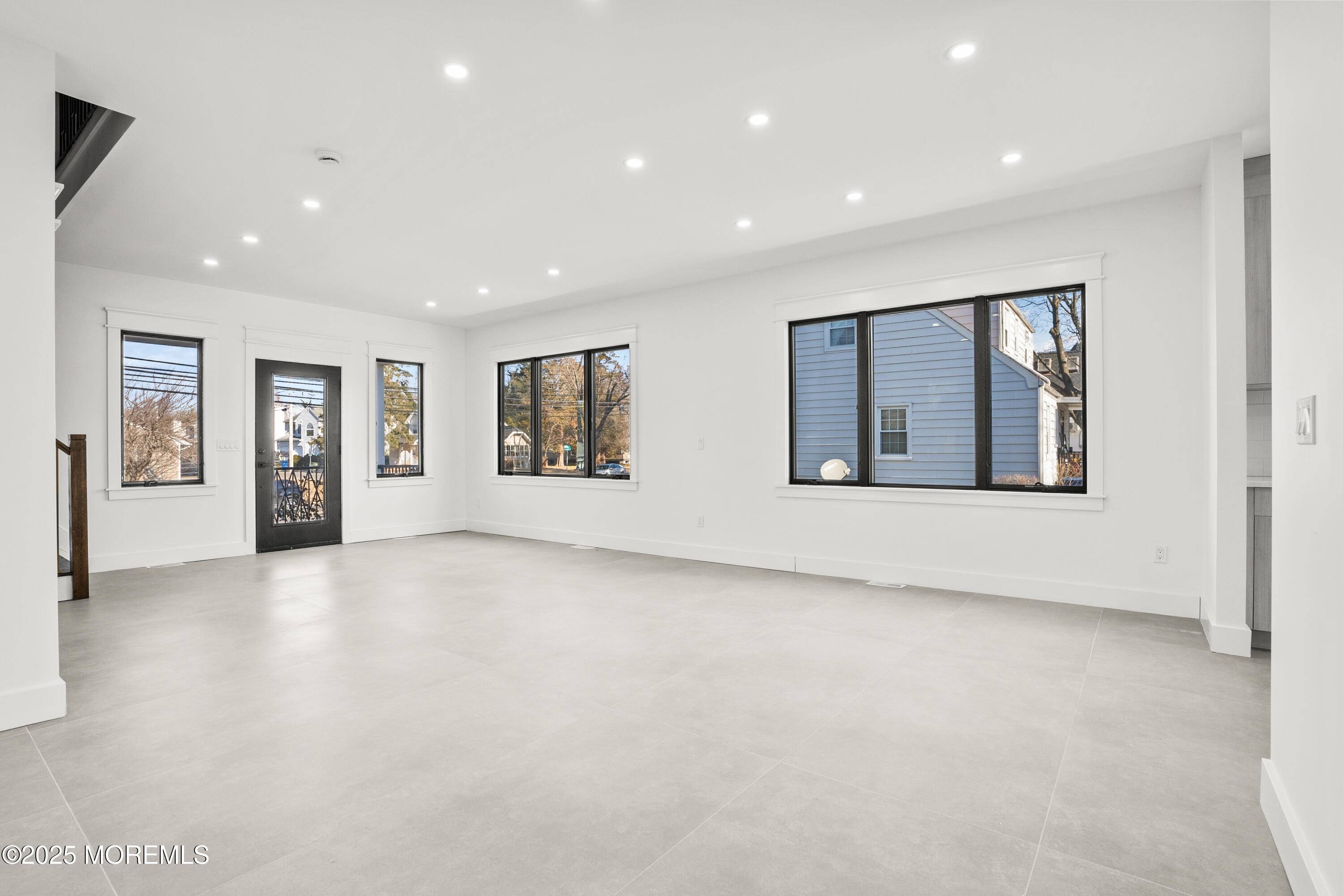 Oakhurst, NJ 07755,406 W Park Avenue