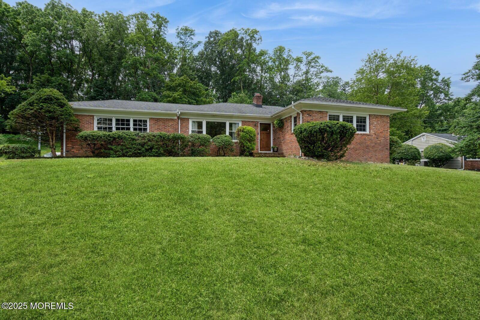 68 Iler Drive, Middletown, NJ 07748