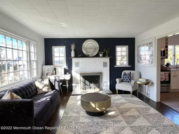 Fair Haven, NJ 07704,66 De Normandie Avenue
