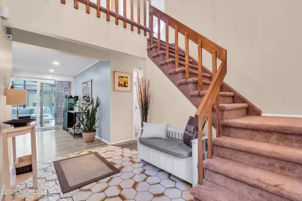 Old Bridge, NJ 08857,19 Ellen Circle