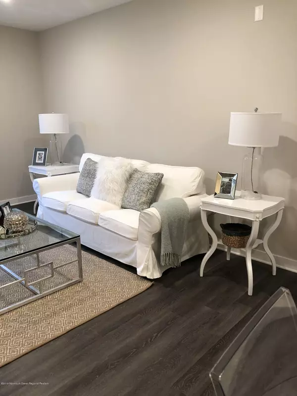 Red Bank, NJ 07701,92 Drs James Parker Boulevard #405