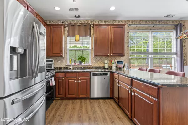 Morganville, NJ 07751,37 Petra Drive