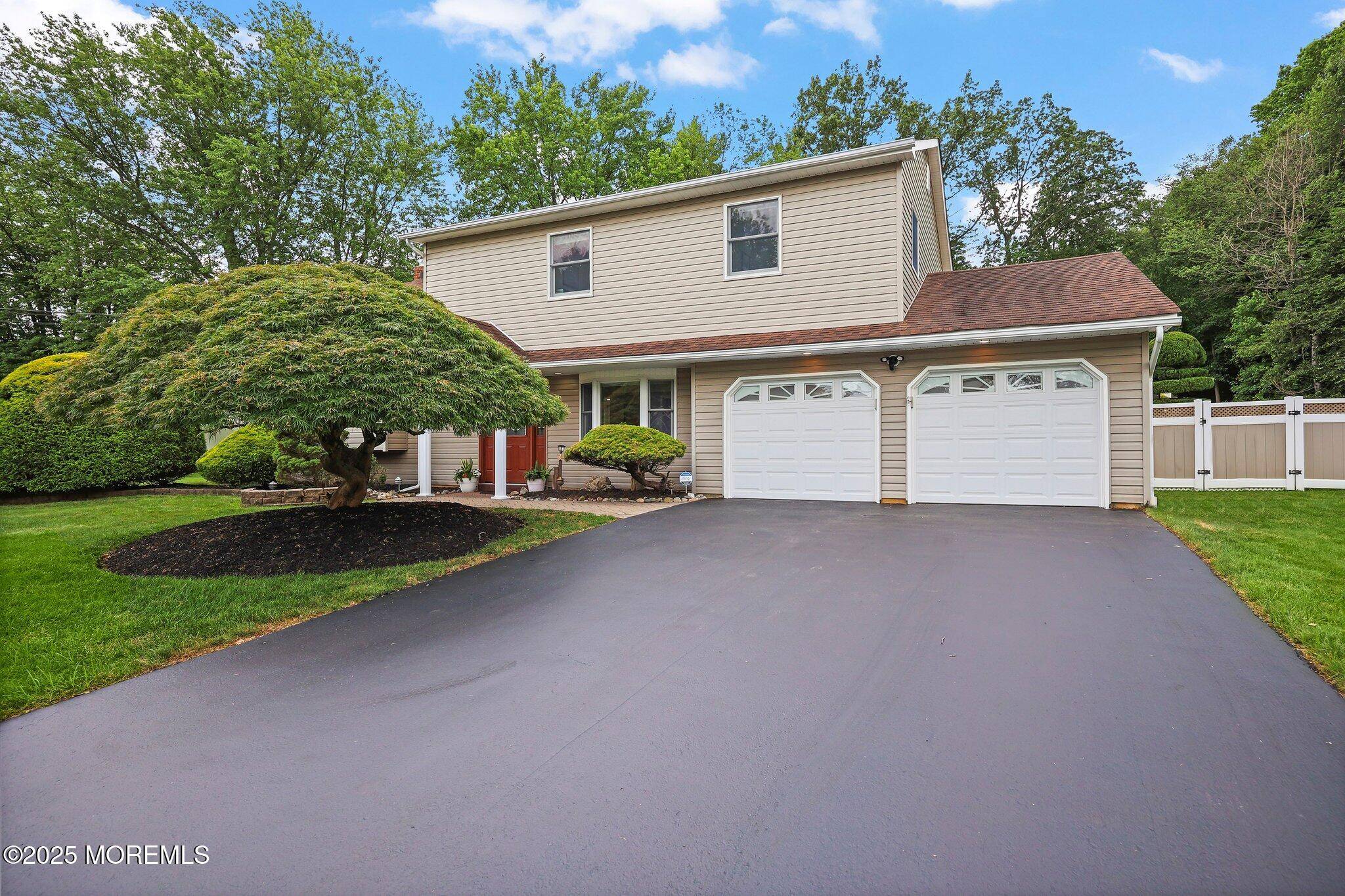 Morganville, NJ 07751,3 Sudbury Road
