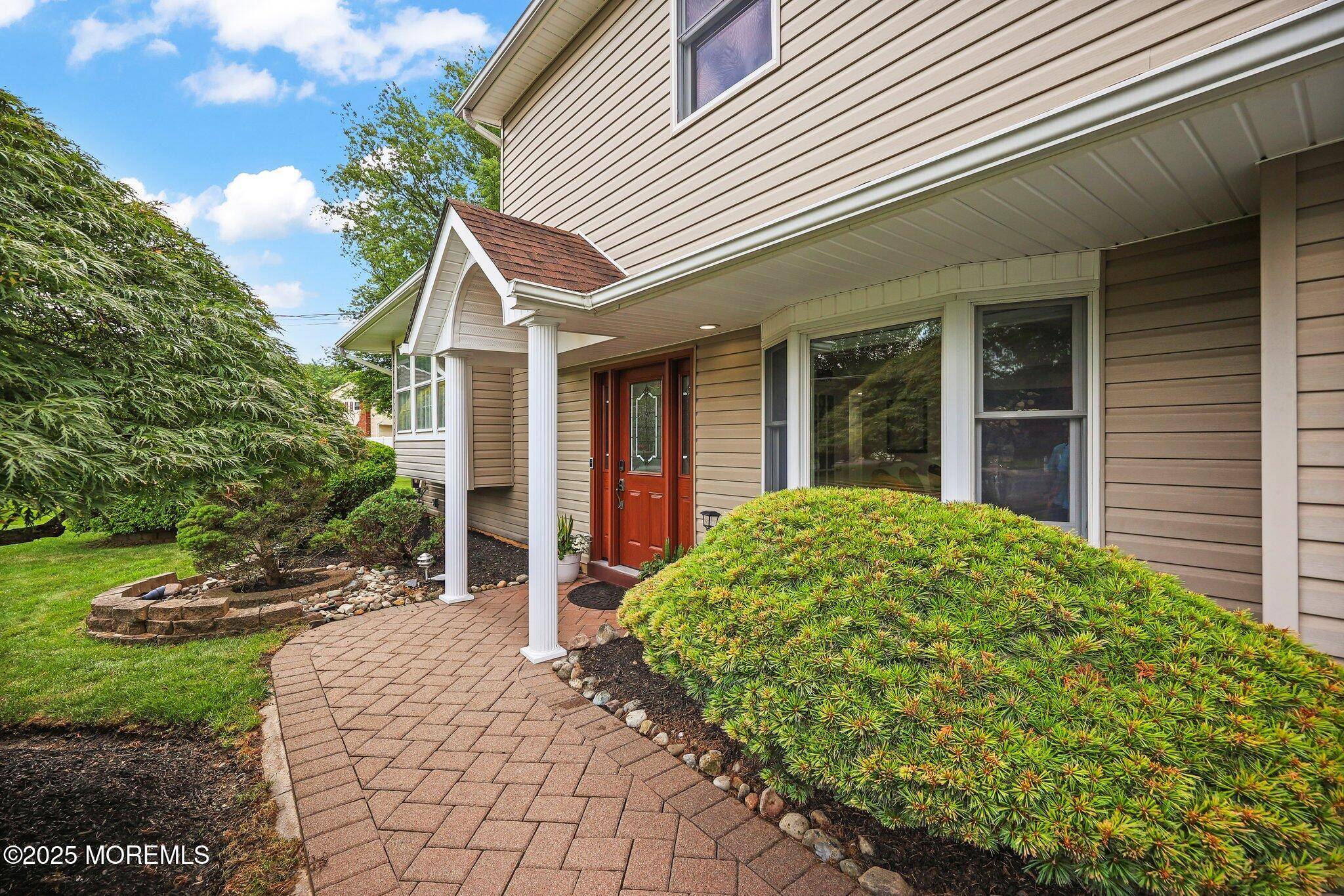 Morganville, NJ 07751,3 Sudbury Road