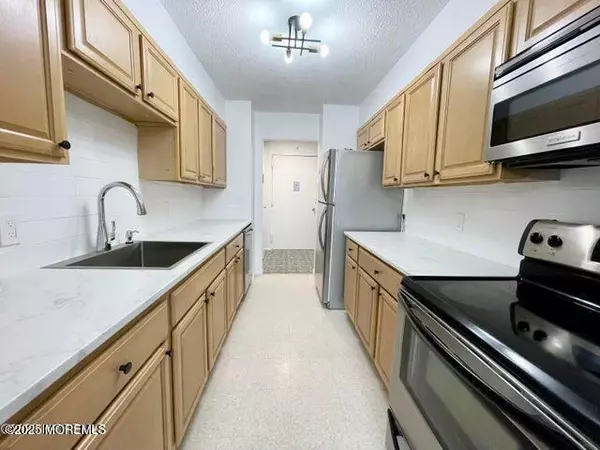 Long Branch, NJ 07740,787 Ocean Avenue #207