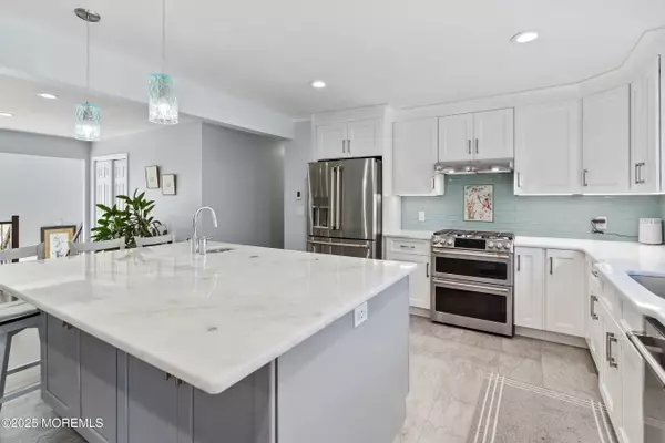 Toms River, NJ 08753,5 Maplecrest Court