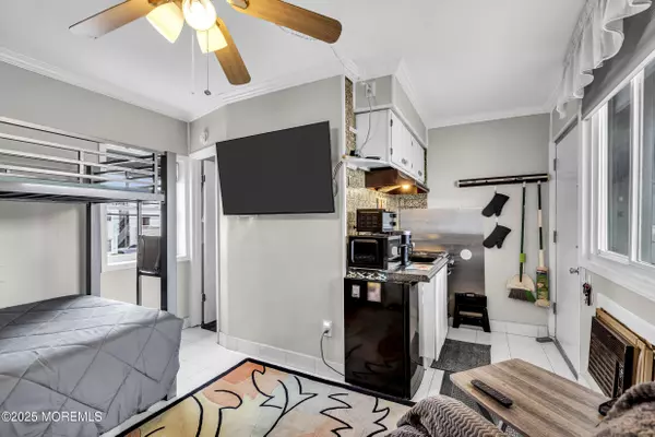 Seaside Heights, NJ 08751,28 Fremont Avenue #B8