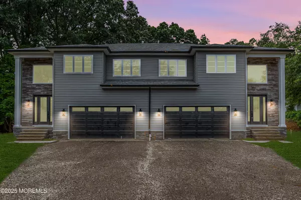 21 Pension Hill Road, Manalapan, NJ 07726