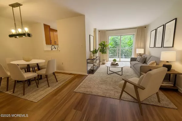 Manalapan, NJ 07726,34 Heron Court