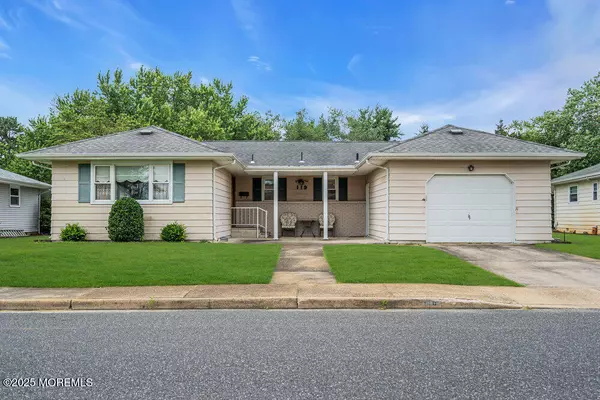 119 Barbados Drive S, Toms River, NJ 08757