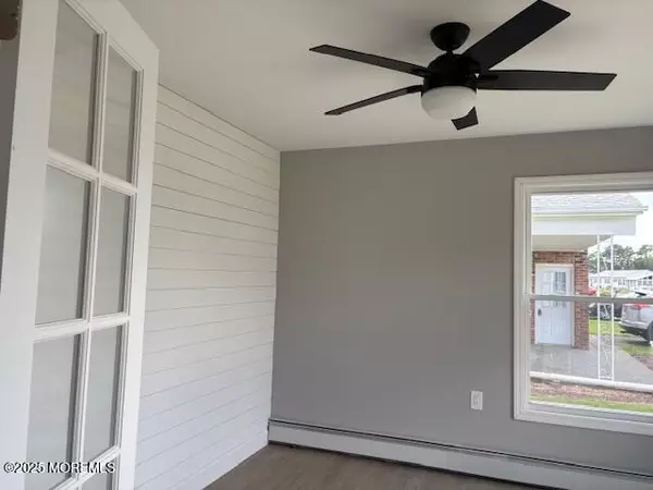 Toms River, NJ 08757,191 Freeport Boulevard