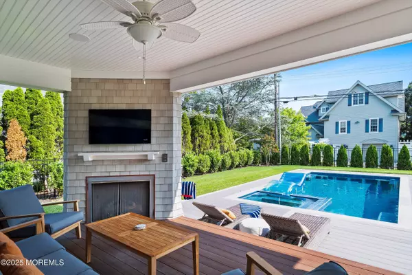 Spring Lake, NJ 07762,205 Morris Avenue