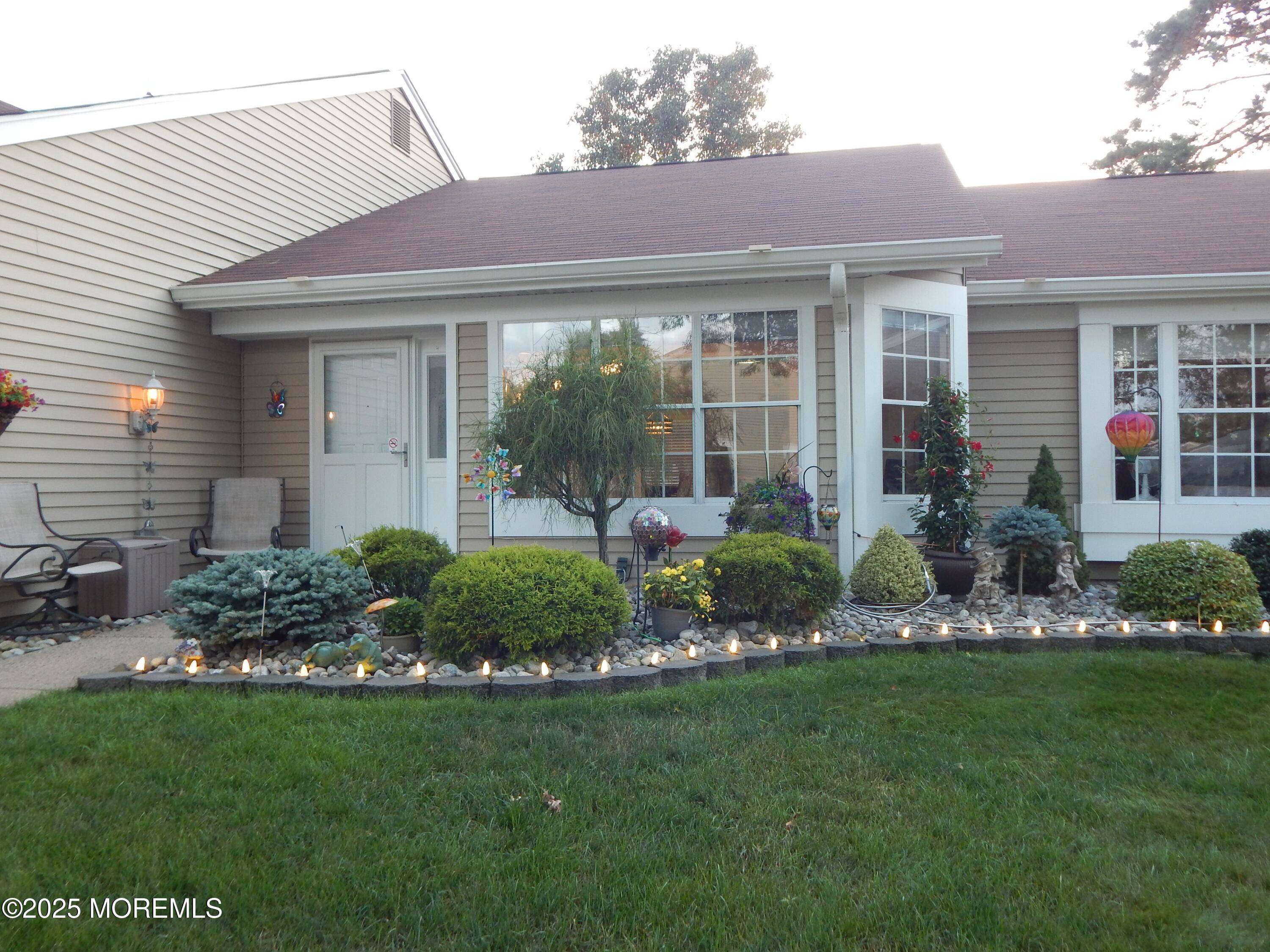 1126 Thornbury Lane, Manchester, NJ 08759
