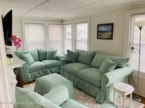 Ocean Grove, NJ 07756,7 Webb Avenue #1 W
