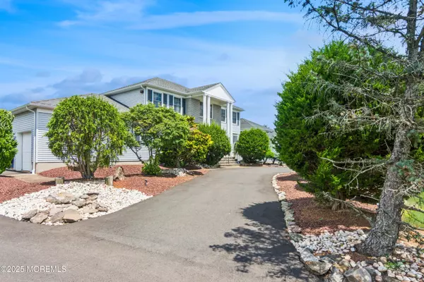 Marlboro, NJ 07746,126 Wyncrest Road
