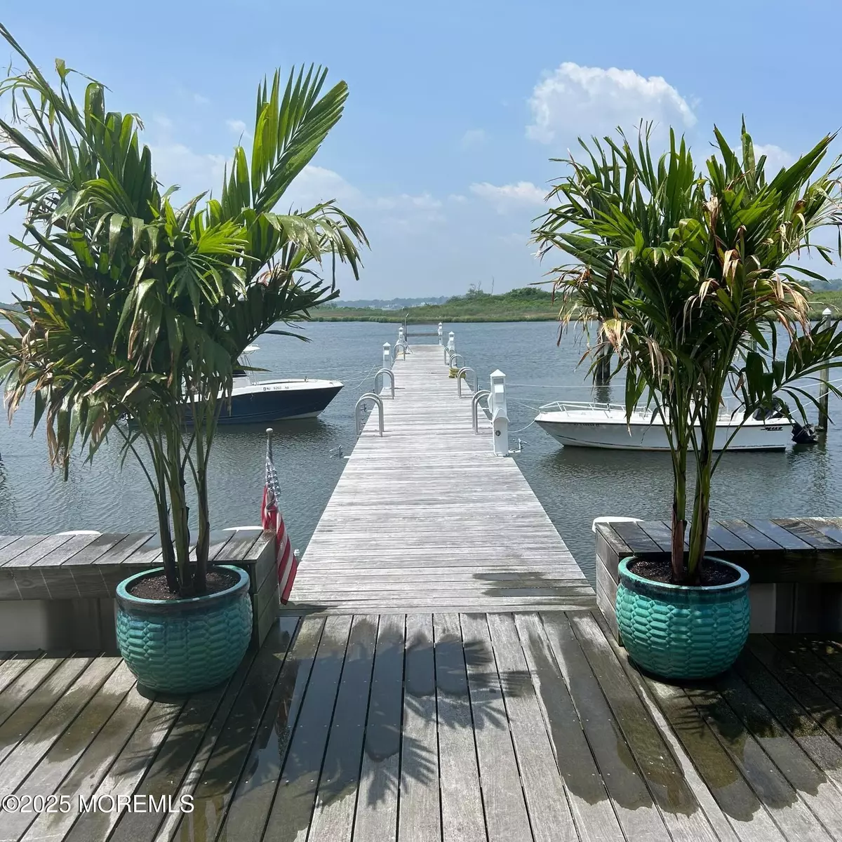 Sea Bright, NJ 07760,1382 Ocean Avenue #10A