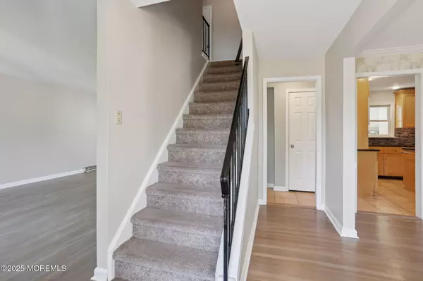 Lawrence, NJ 08648,317 Glenn Avenue