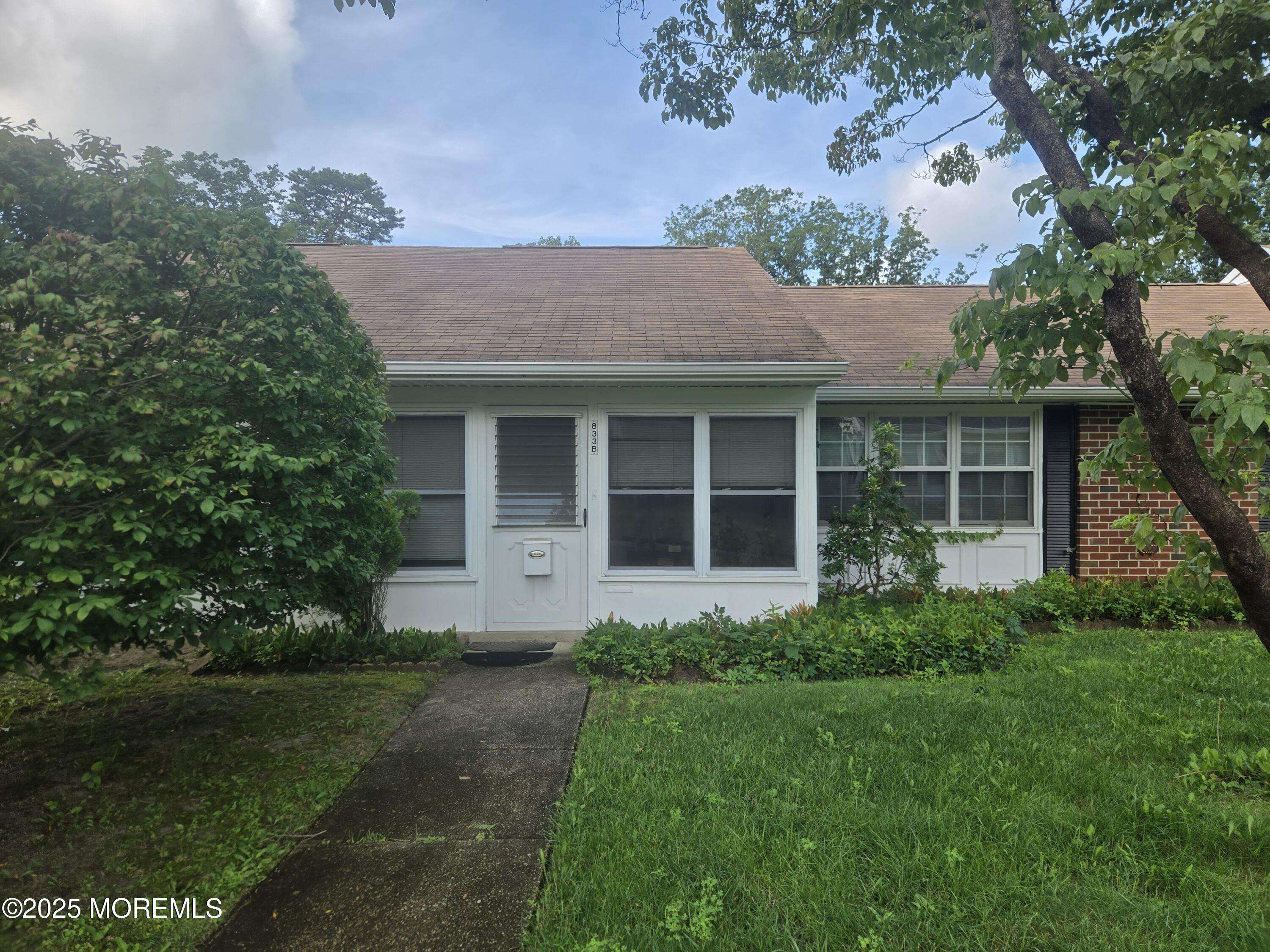 Lakewood, NJ 08701,833 Inverness Court