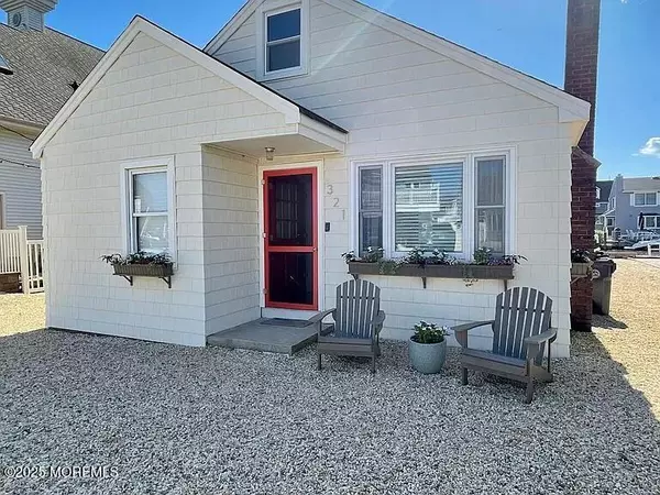 Mantoloking, NJ 08738,321 W Kupper Drive