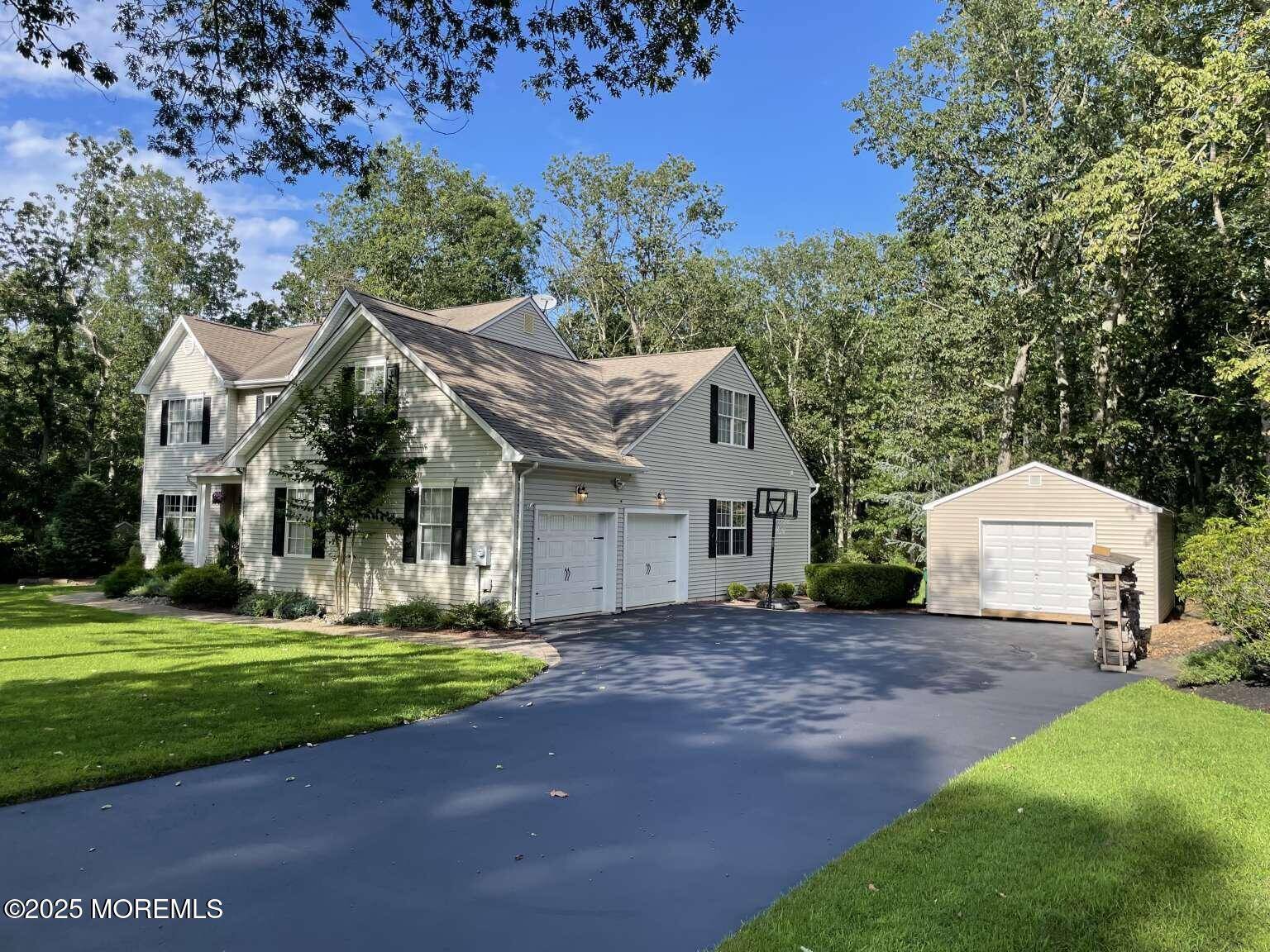 New Egypt, NJ 08533,12 Oak Leaf Drive