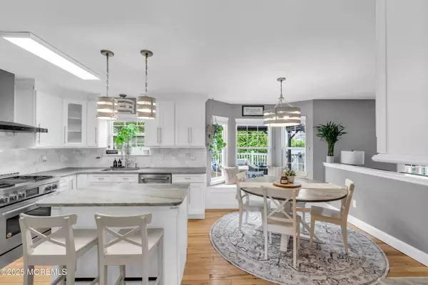 Manahawkin, NJ 08050,584 Pirate Lane