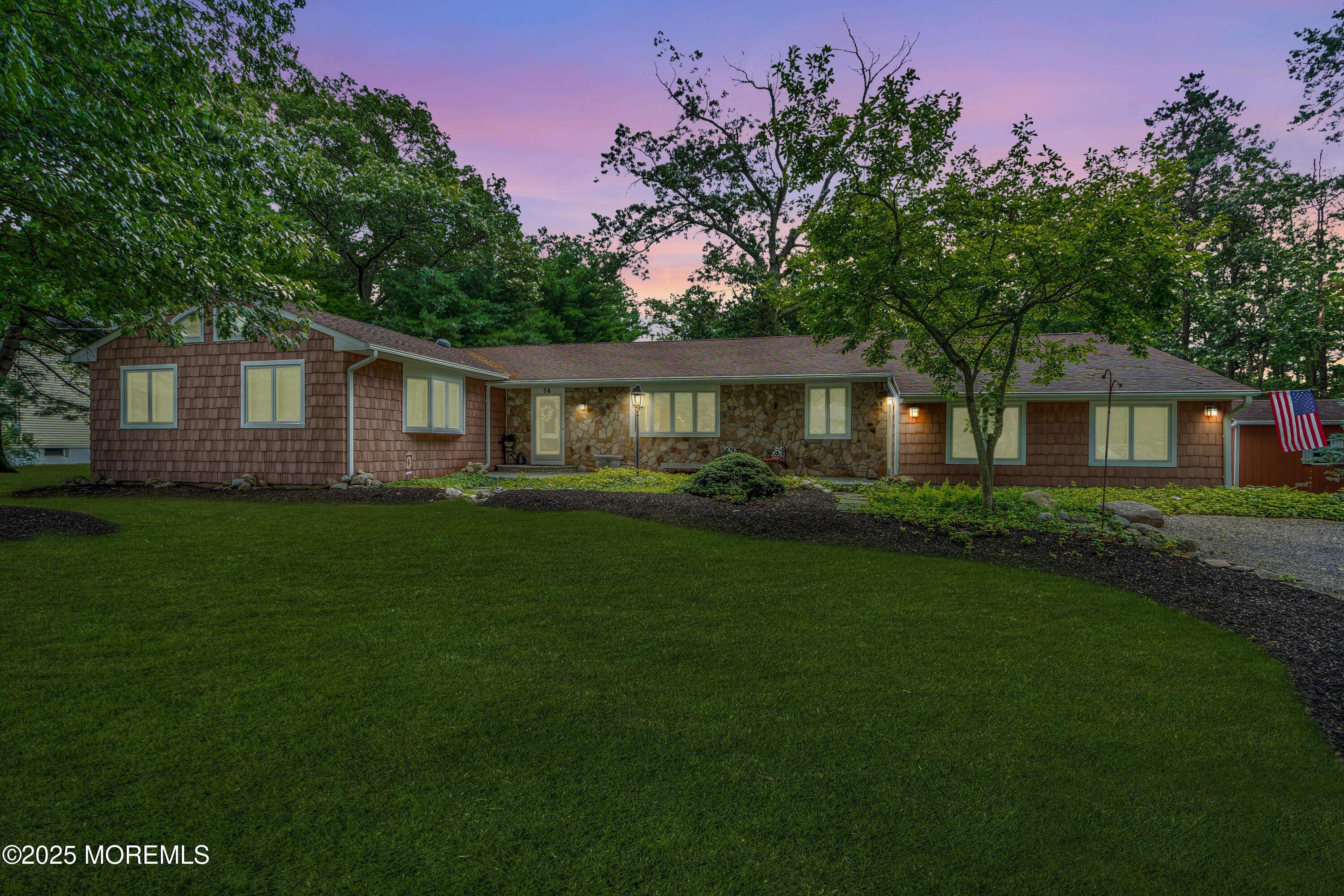 14 Copperfield Court, Eatontown, NJ 07724