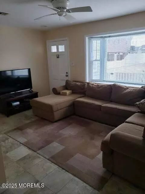 Lavallette, NJ 08735,109 Joseph Street