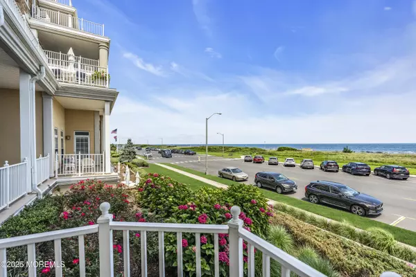 Spring Lake, NJ 07762,700 Ocean Avenue #G31