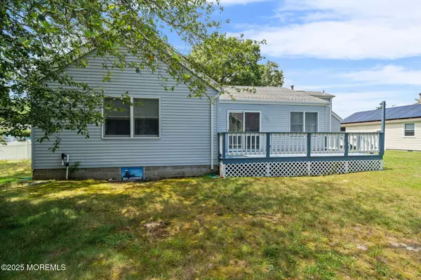 Forked River, NJ 08731,101 Foxwood Lane