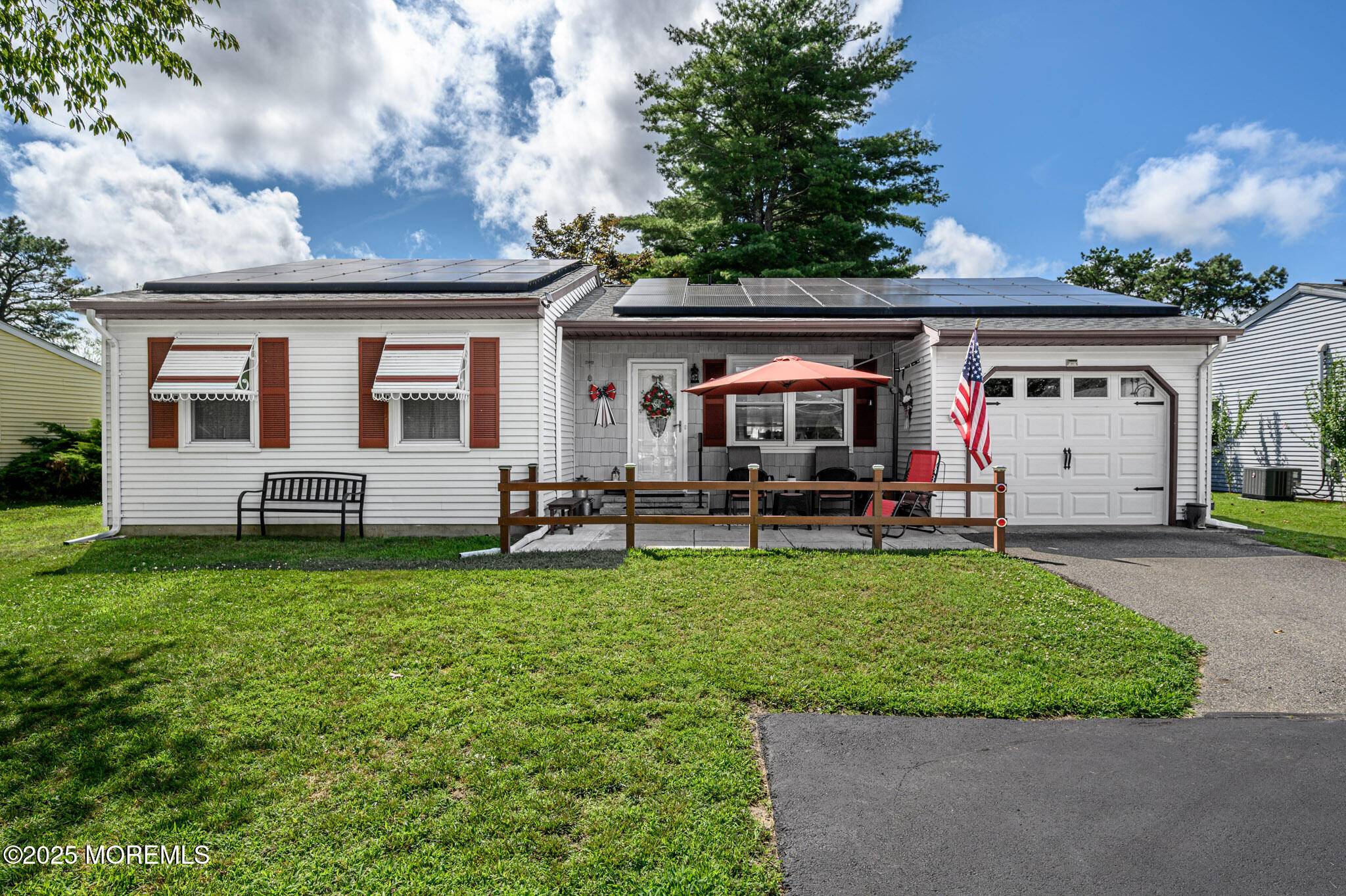 37 S Chestnut Avenue, Manchester, NJ 08759