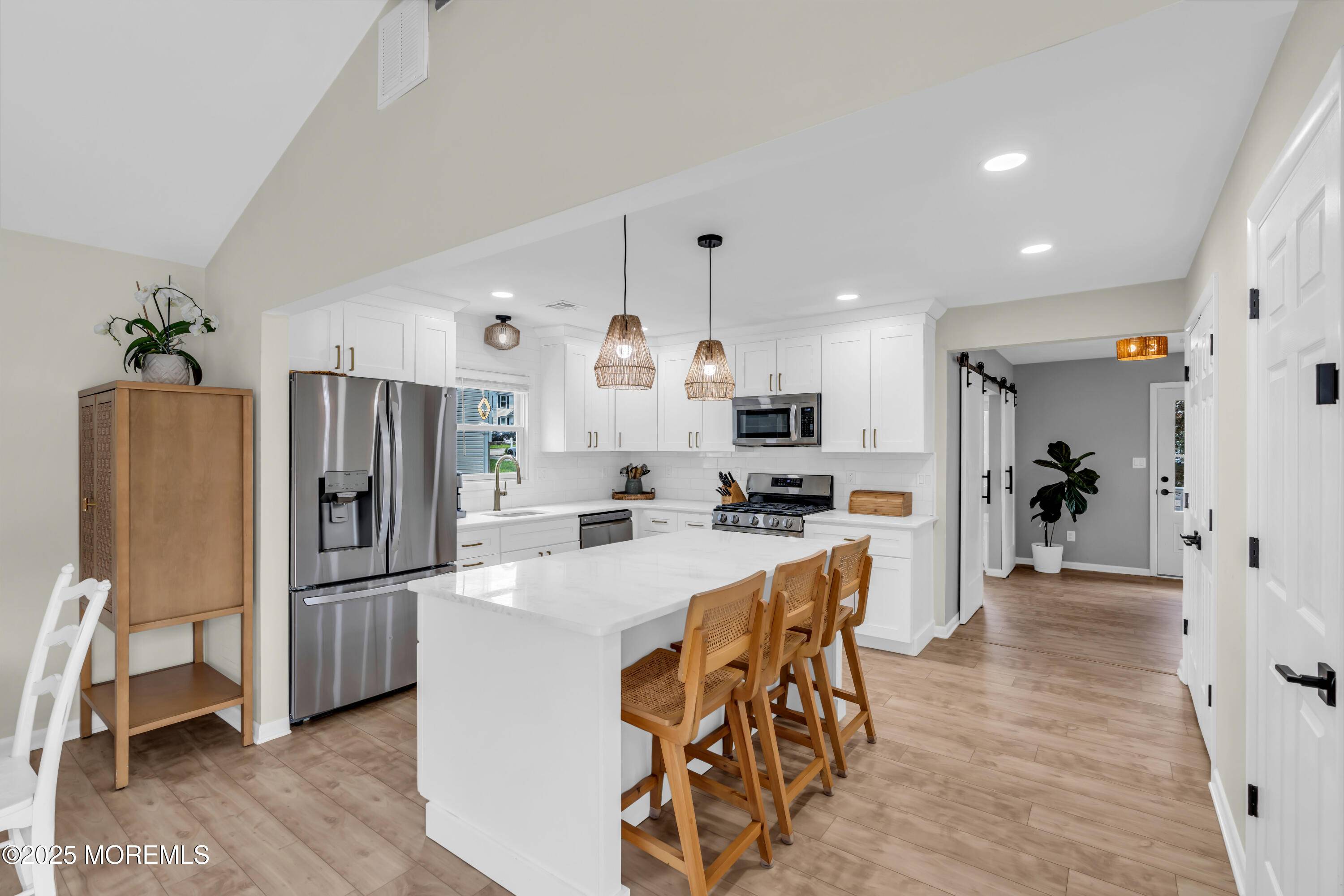 Manahawkin, NJ 08050,128 Skipper Road