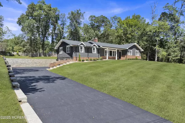 Colts Neck, NJ 07722,8 Holling Road