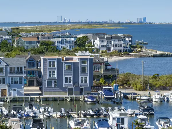 Long Beach Twp, NJ 08008,83 W Tebco Terrace #E