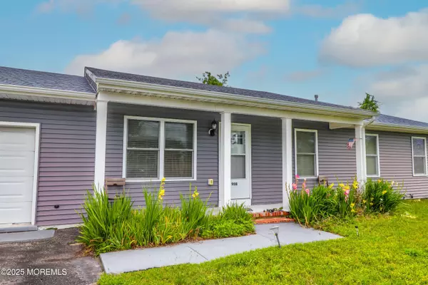 Forked River, NJ 08731,908 Sarasota Drive